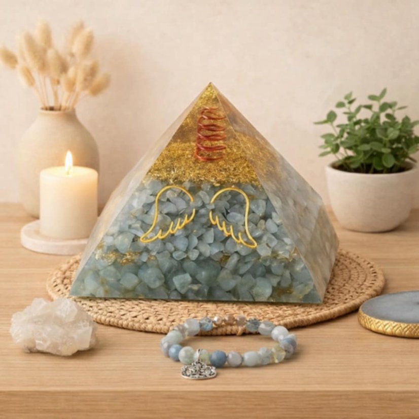 Orgonitová pyramida Andělská křídla- Angelit, energie klidu a ochrany