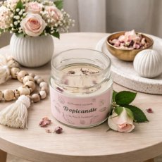 Veganská přírodní svíčka -Lilie,Růže a Santalové dřevo