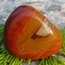 Jaspis polychromní
